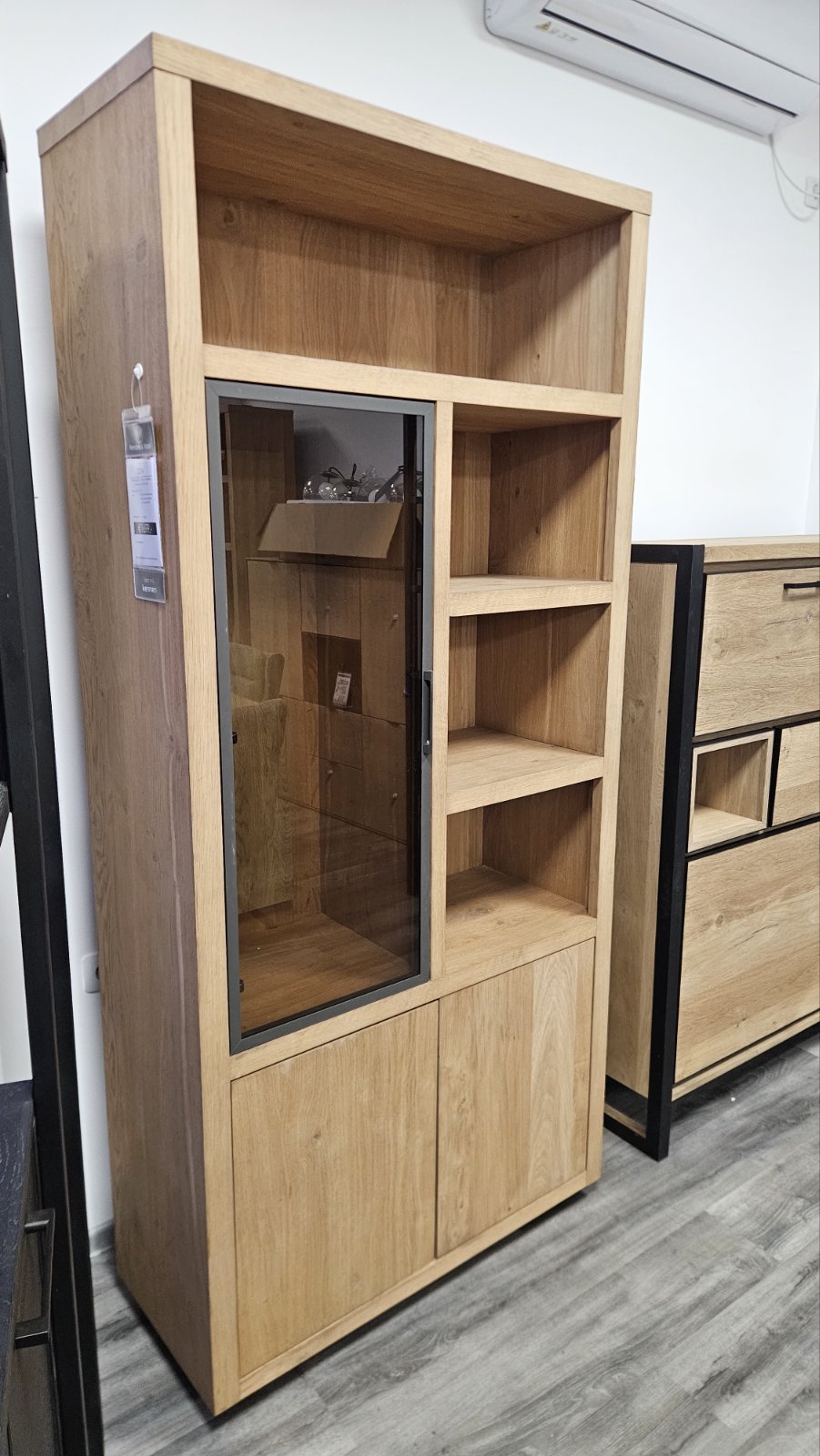 Висок шкаф с 1 стъклена вратичка, 2 плътни вратички и 4 ниши с вградено LED - осветление - Gijon 54511 DUN / h. 215 cm - Image 4